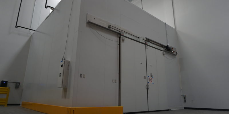 cascade scientific medical walk-in box side view Commercial Cooling Par Engineering Inc. City of Industry